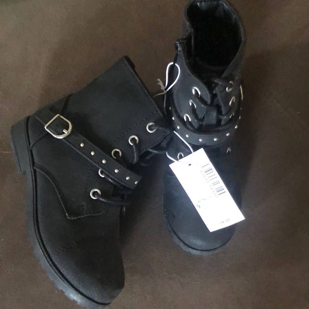 Kids black boots Children’s Place